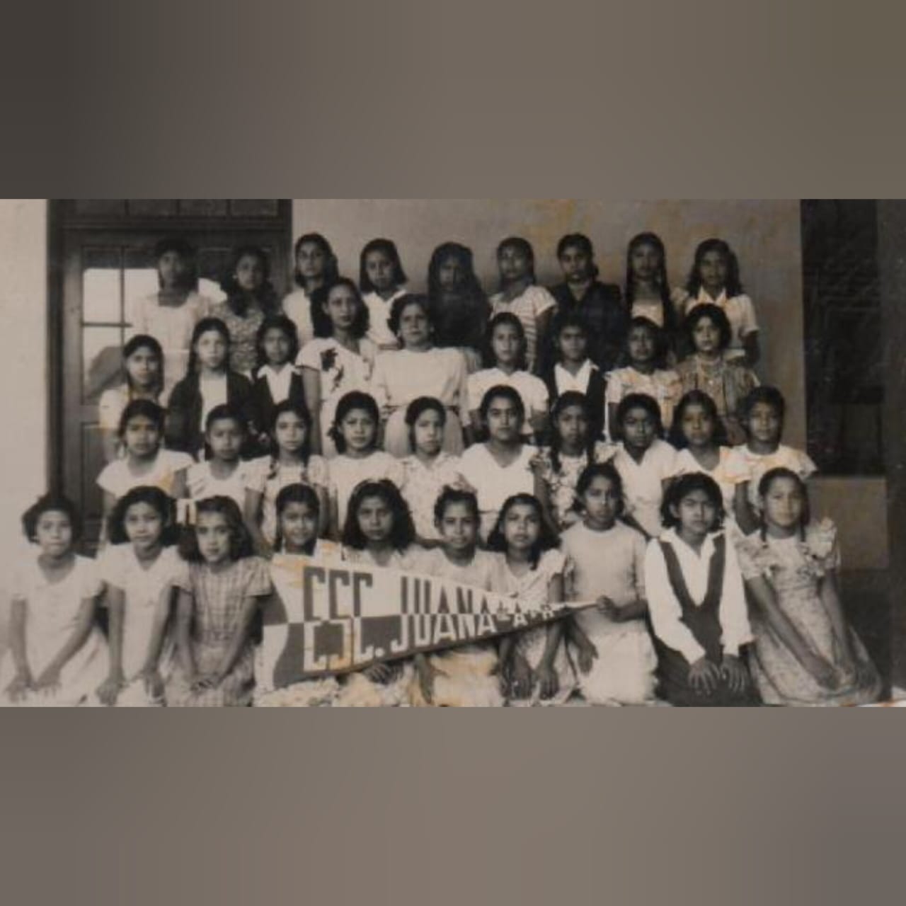 Escuela Juana de Asbaje.jpg