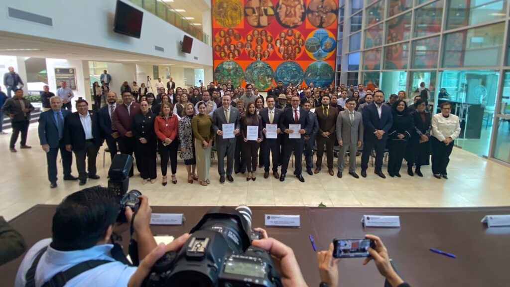 Actividades de Humberto Prieto. Foto Especial