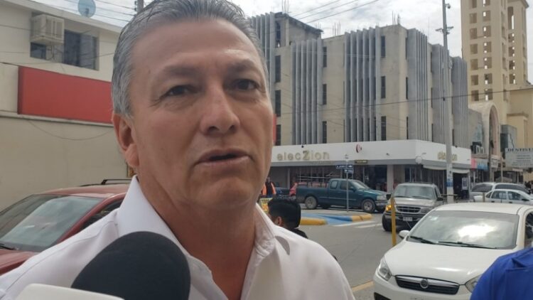 Alcalde de Mante “sindicaliza” a sus amigos