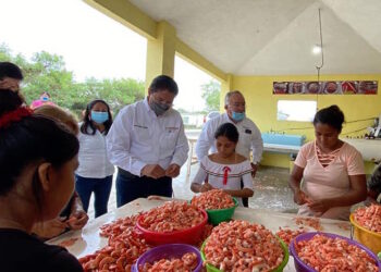 Escucha y atiende Rodolfo González Valderrama a tamaulipecos