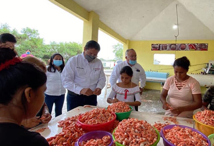 Escucha y atiende Rodolfo González Valderrama a tamaulipecos