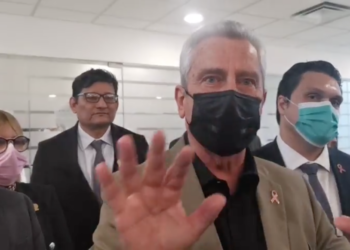 Diputados van contra Francisco García Cabeza de Vaca