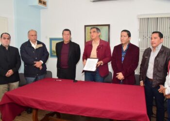 Ex dirigentes del PRD rechazan alianza PRIAN por haber elegido al Truko Verástegui