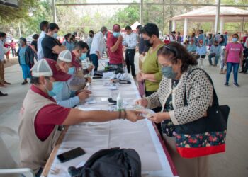 En marzo, adultos mayores recibirán un bimestre adelantado de su pensión, derivado de la veda electoral