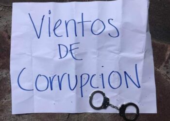 CDV corre de “su” VI Informe a diputados y alcaldes de Morena