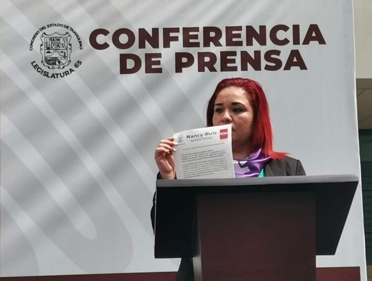 Renuncia diputada a Morena