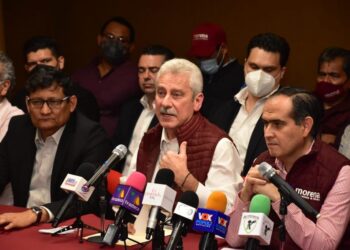 Denuncia Morena emboscada política de Cabeza de Vaca contra su bancada