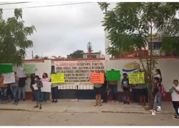 Desde mañana 300 niños recibirán clases en la calle