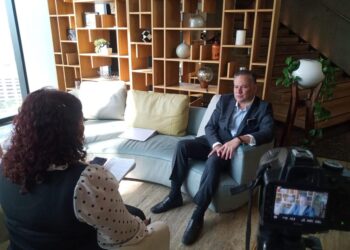 Moches al 50 %, por obras; dinero que llegaba en cajas de pizza a Gobierno y riqueza de más de 1mil MDP: el sello del gobierno de Cabeza de Vaca