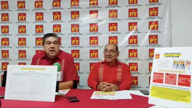 Útiles escolares para todos los estudiantes propone el PT