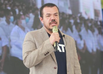 Niega rector de la UAT relación con cabecistas; desconoce amparo legal y a trabajadores despedidos por criticarlo