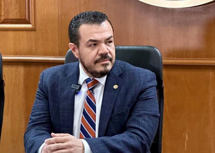 Juez decide este lunes si remueve o no a Guillermo Mendoza de la UAT