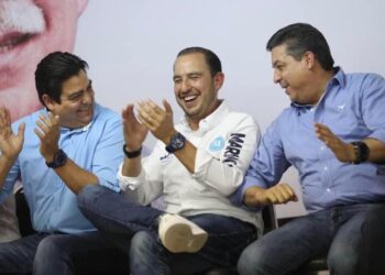 Cabeza de Vaca advierte que quiere ser presidente