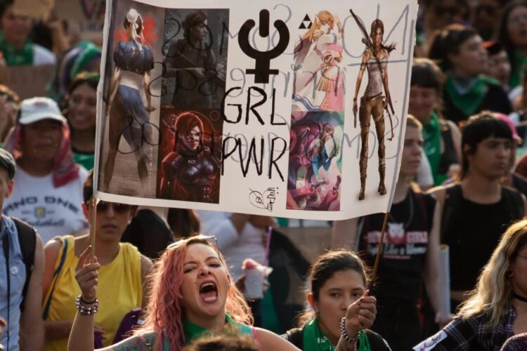 Violencia mediática y las narrativas misóginas en la «comedia» mexicana.