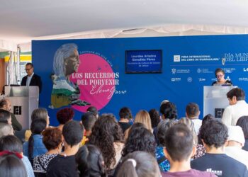 La FIL Guadalajara y 50 mil lectores rindieron homenaje a Elena Garro