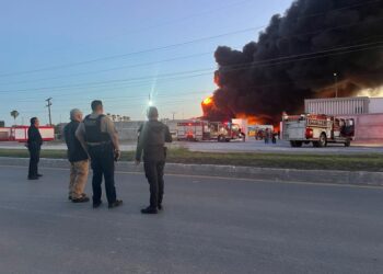 Explota autotanque en parque industrial de Matamoros