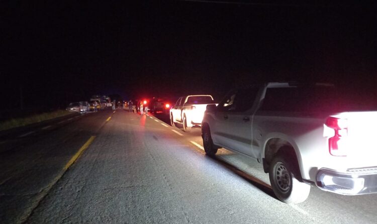Cierran circulación en carretera Reynosa-San Fernando por agresión a Guardia Nacional