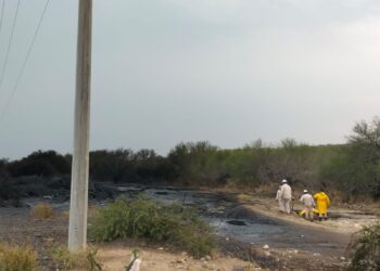 Cierran carretera Victoria-Tampico por fuga de combustible