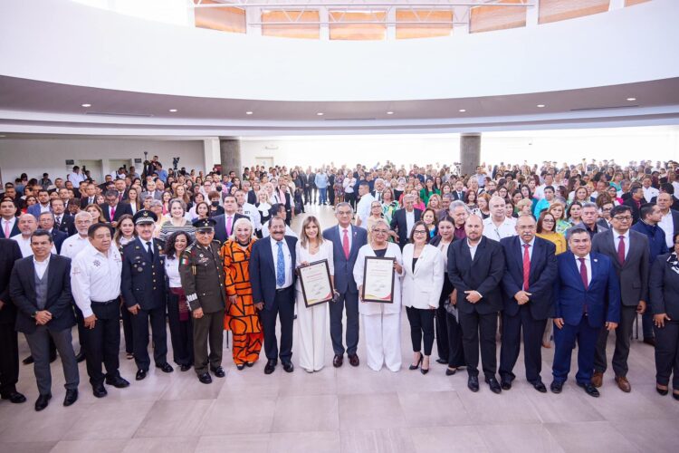 Américo “amigo de los maestros”: Arnulfo