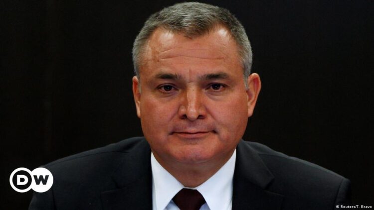 Juez ordena detener a la esposa y hermanos de Genaro García Luna