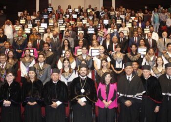 Reconoce UAT la trayectoria de sus docentes en el campus de la zona sur