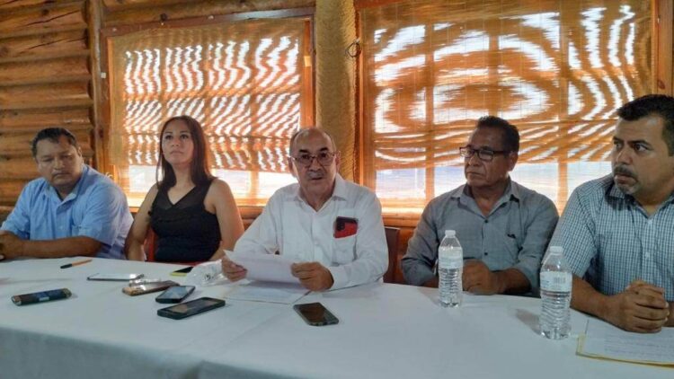 Trabajadores de Salud no ganan ni el salario mínimo: es un delito:PT