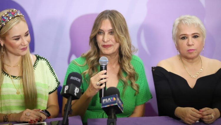 Para Maki, #EsClaudia