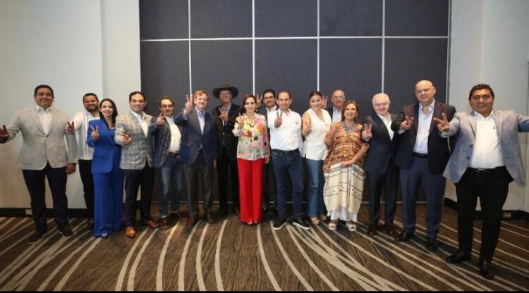 Cabeza, el gran ausente a la presentación de aspirantes presidenciales de oposición