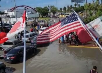 Caos en puente Matamoros-Brownsville por intento de cruce de indocumentados
