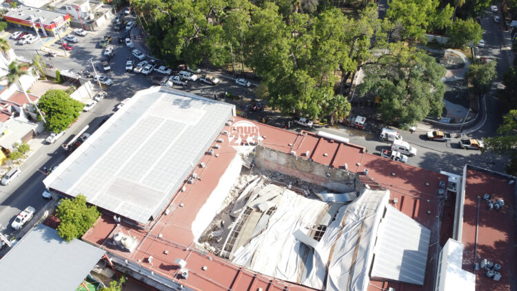 Colapso de techo en colegio privado de Ciudad Victoria deja tres lesionados