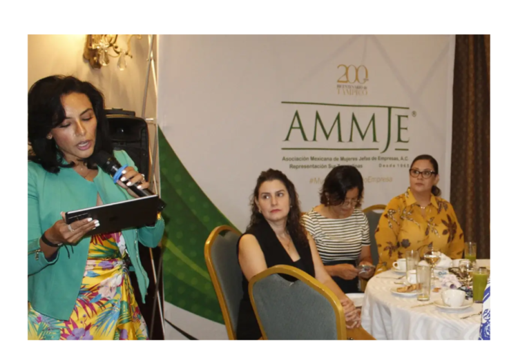 Suma la UAT esfuerzos para la formación de mujeres emprendedoras