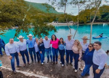 Descontarán a panistas $3 mil pesos por preferir cumpleaños que trabajar