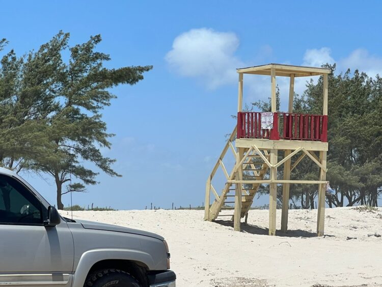 Fallece una persona en La Pesca; no había salvavidas