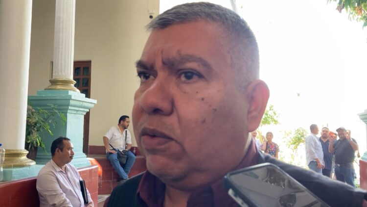 Falta coordinación para resolver incidente en el Colegio Repiso