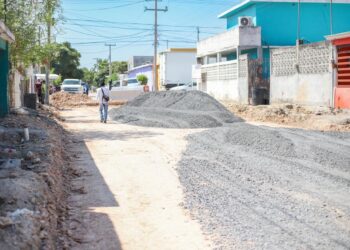 Invierte Peña más de 2 mdp en pavimentación hidráulica