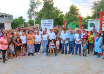 Supervisan construcción de techumbre multideportiva en el ejido La Presa en Victoria