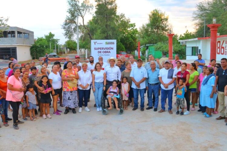 Supervisan construcción de techumbre multideportiva en el ejido La Presa en Victoria