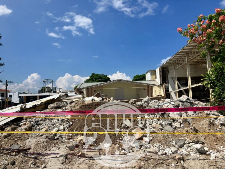Aumenta a 12 el número de muertos por colapso de iglesia en Ciudad Madero. Foto de Tania Villanueva para EnUn2x3