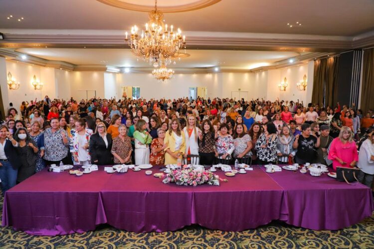 Se unen con Claudia Sheinbaum “Por Ella, Por Todas»