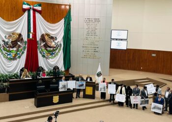 Secretario de Finanzas de la UAT vende Cherokee de 700 mil a 12 mil pesos a su esposa. Foto de Martha Olivia López/EnUn2x3