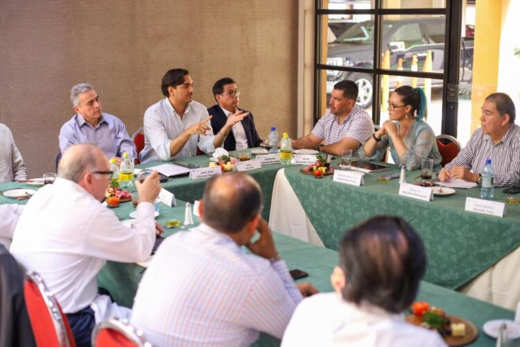 Participa alcalde de Reynosa en reunión del CNR