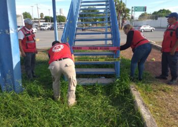 Clausura PC Municipal dos puentes peatonales en Victoria. Foto de PC Victoria