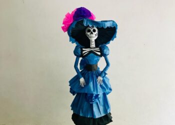 Representación de la Catrina en cartonería. Foto de Tania Villanueva para EnUn2x3