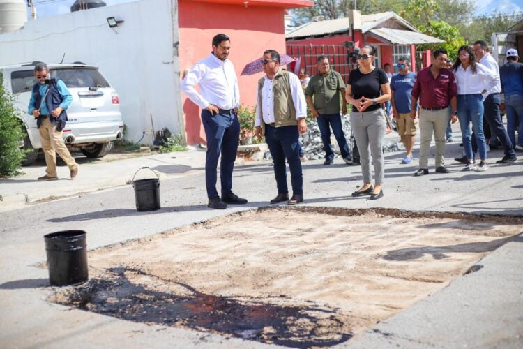 Bachea calle Lampasitos alcalde de Reynosa
