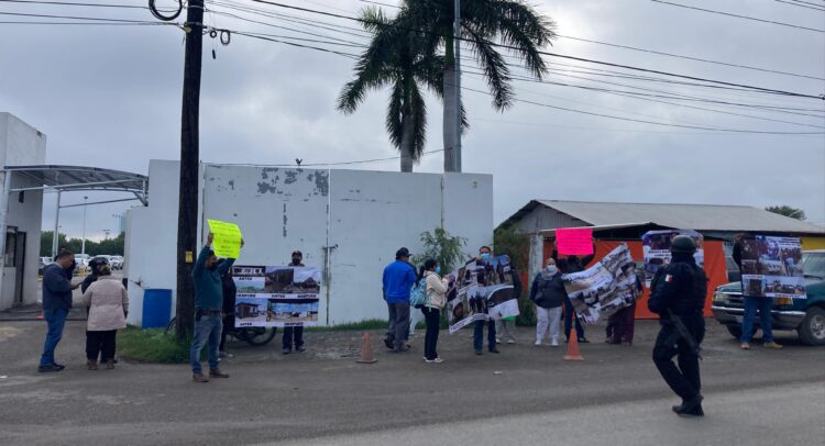 Vecinos de rancho “El Dorado” presentan queja contra MPs de la FGJT