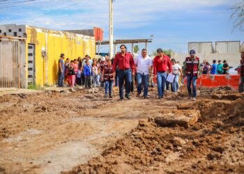 Invierte alcalde de Reynosa 5.5 MDP en colonia Oasis