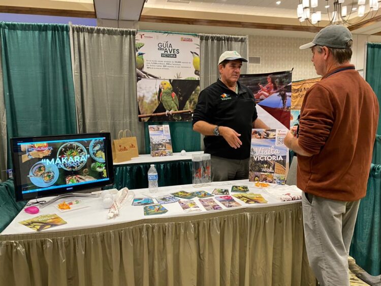 Promueve alcalde turismo de Victoria en Harlingen Tx