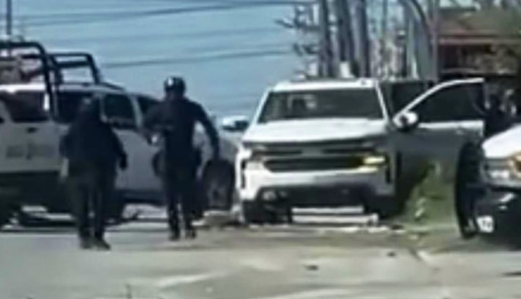 Enfrentamientos y aseguramiento de una camioneta en Río Bravo. Foto tomada de video