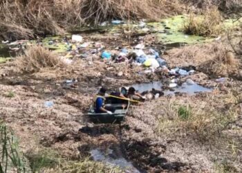 Rescatan cuerpo de migrante en el río Bravo