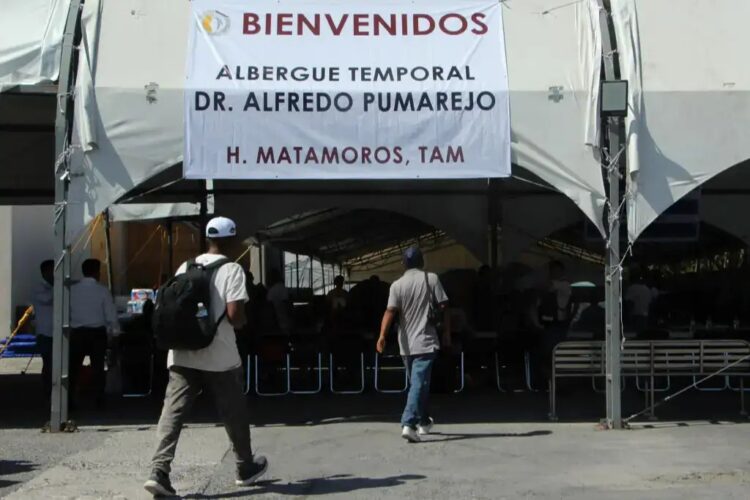 Migrantes plagiados permanecen resguardados en albergue de Matamoros